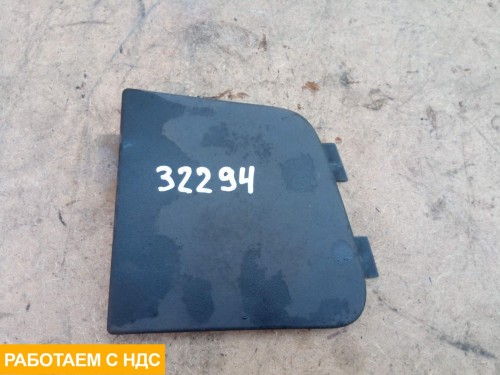 Заглушка рештки радиатора