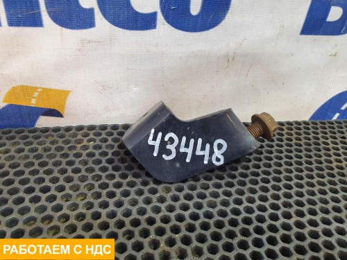 Кронштейн глушителя